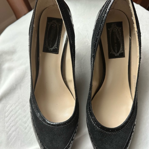 Etienne Aigner medium heel shoes - Picture 4 of 4